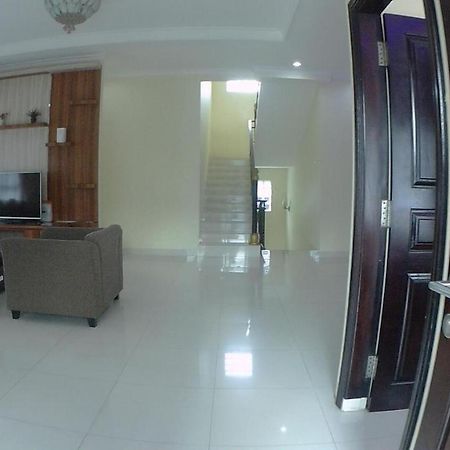Villa Dira Bogor Kültér fotó