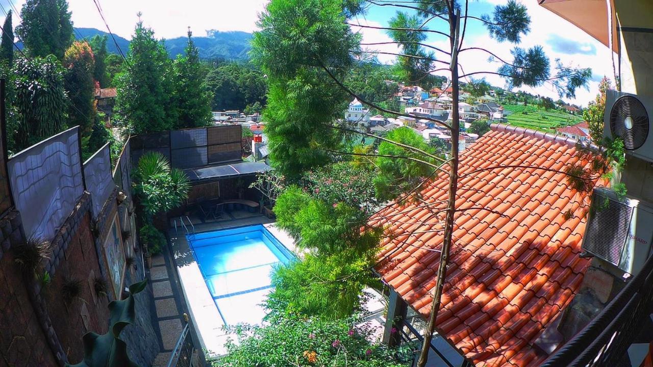 Villa Dira Bogor Kültér fotó