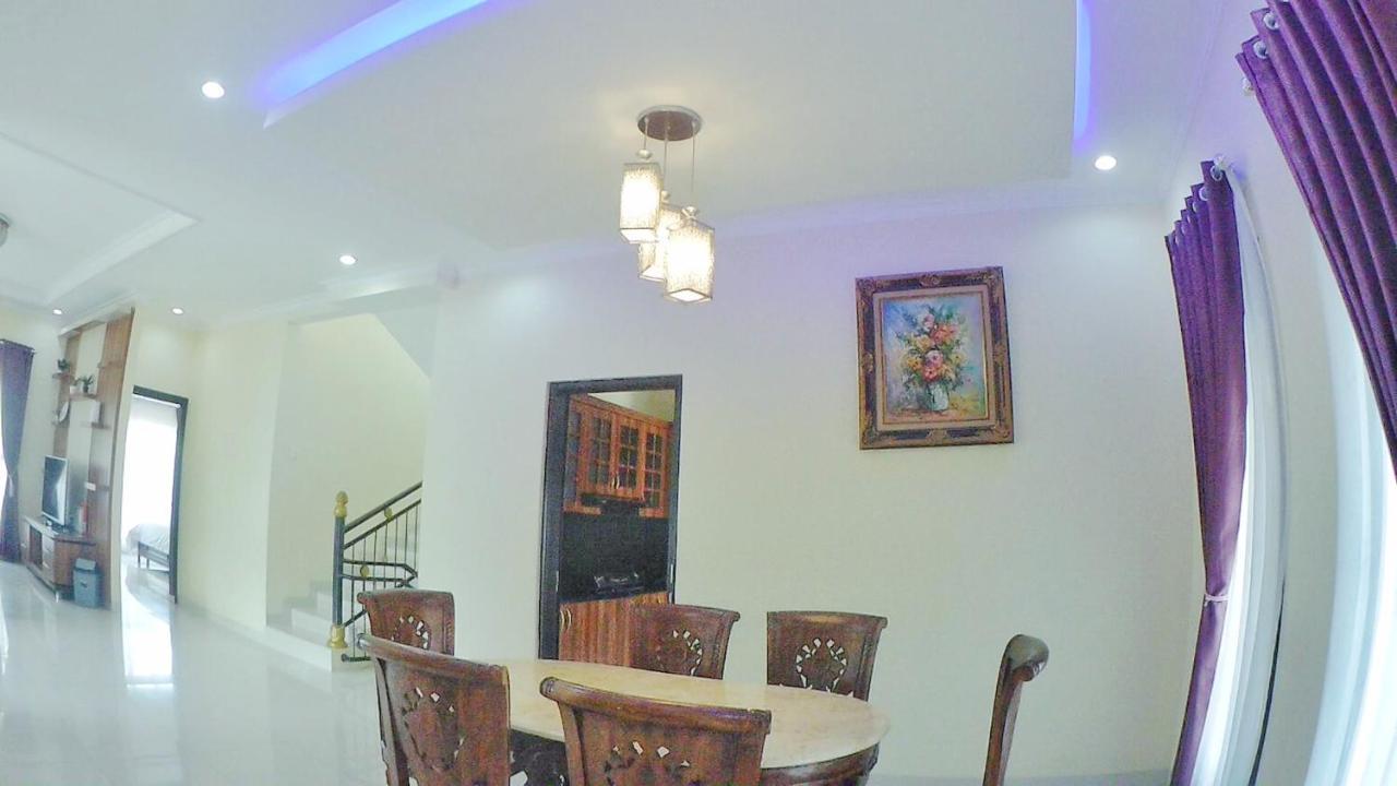 Villa Dira Bogor Kültér fotó